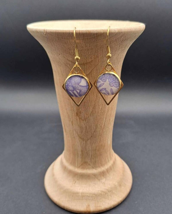 Boucles d'oreilles mauve