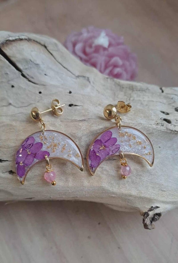 Boucles d'oreilles fleurs séchées, particules de feuilles d'or