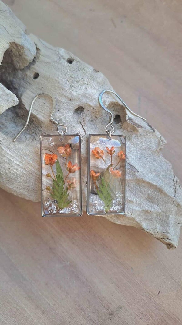 Boucles d'oreilles fleurs séchées de Lantana, Fougères et particules de feuilles argent