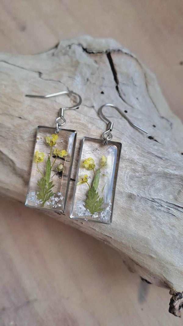 Boucles d'oreilles fleurs séchées de Lantana, Fougères et particules de feuilles argent