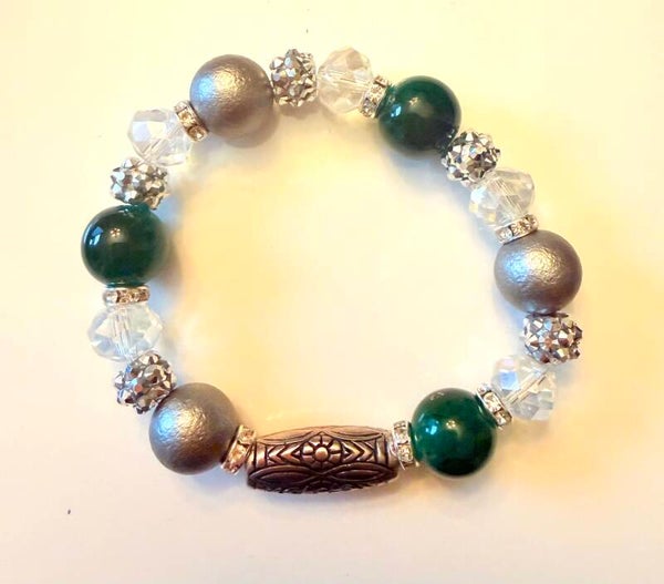 Emerald Frost Beaded Bracelet with Antique Silver Centerpiece