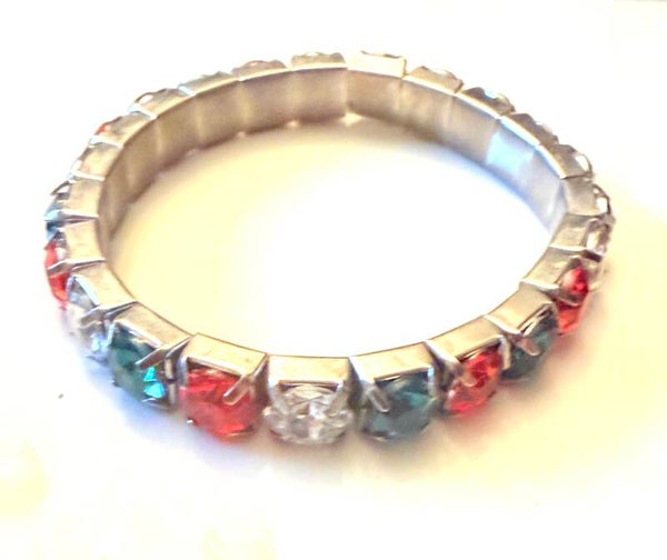 Holiday Gemstone Stretch Bracelet in Silver Setting