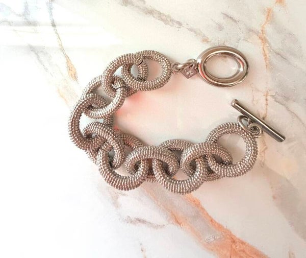 Silver Luxe Link Bracelet – Bold, Modern, and Effortlessly Chic