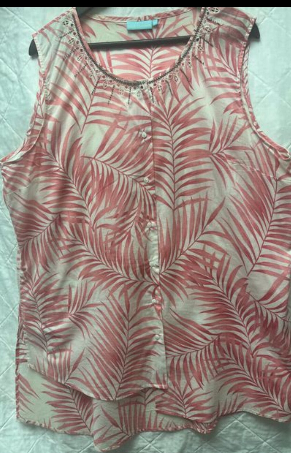 Blue Illusion split top