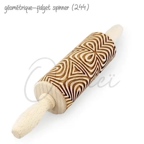 Rouleau en bois gravé à pâtisserie, poterie et céramique - motif géométrique / fidget spinner (244)