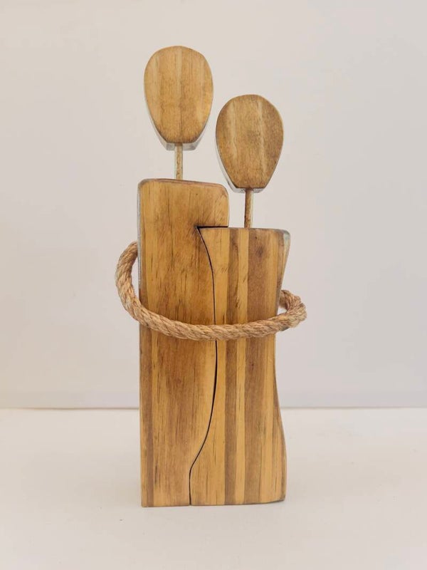 Rustic Handmade Unity Wood Figurine - Natural Solid Wood Decor for Home or Gift - Smooth Oval Standing Ornaments - Symbol of Couple in Love