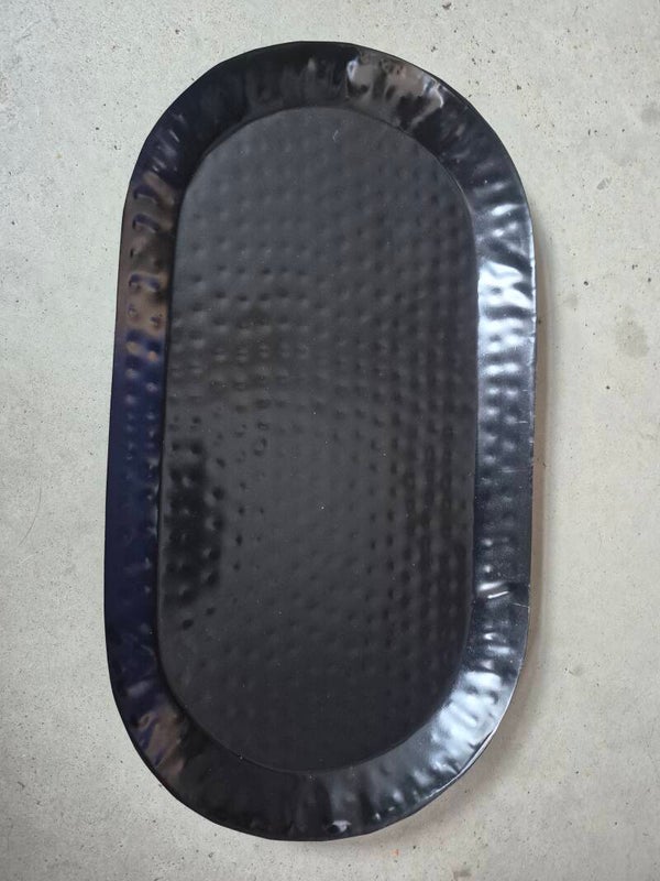 Zwart metalen dienblad