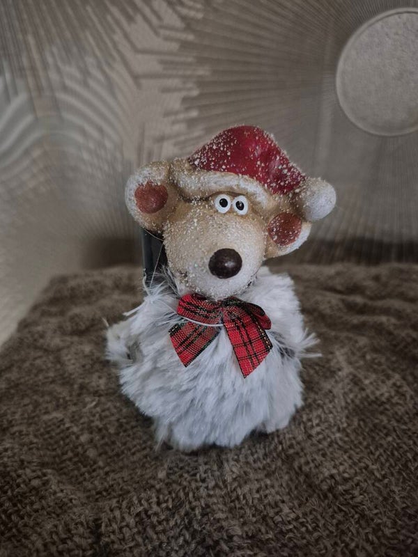 Mansion atmosphere Beeld Muis met kerstmuts 7x5,5x10,5cm