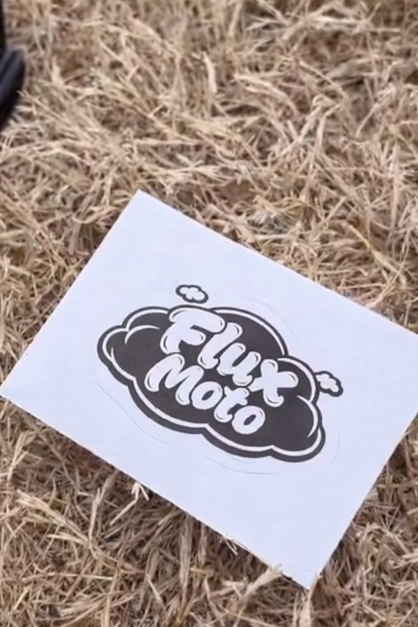 flux moto sticker