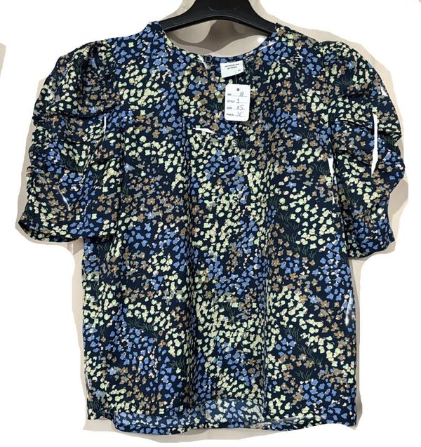 Haut Jacqueline de Yong