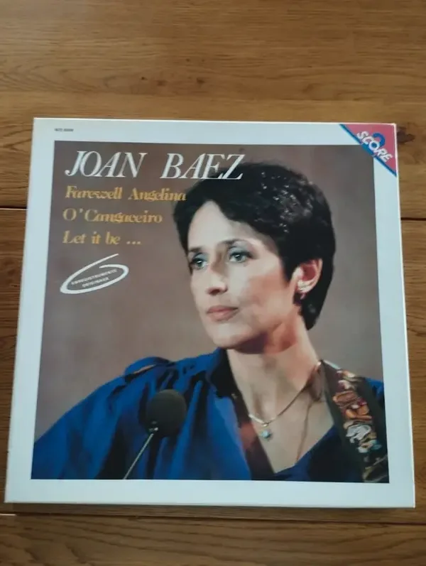Joan Baez