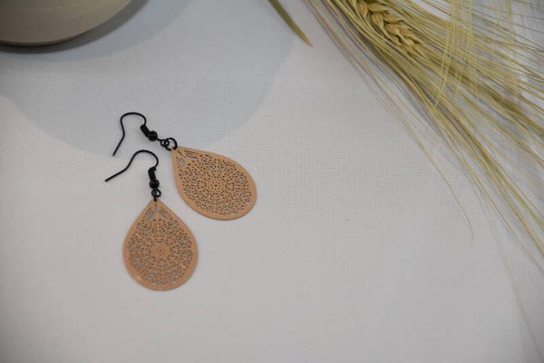 OORBELLEN BLACK & NUDE - DRUPPEL - BJ#30