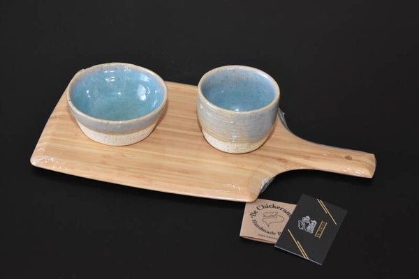 Tapasplank met keramische potjes licht blauw