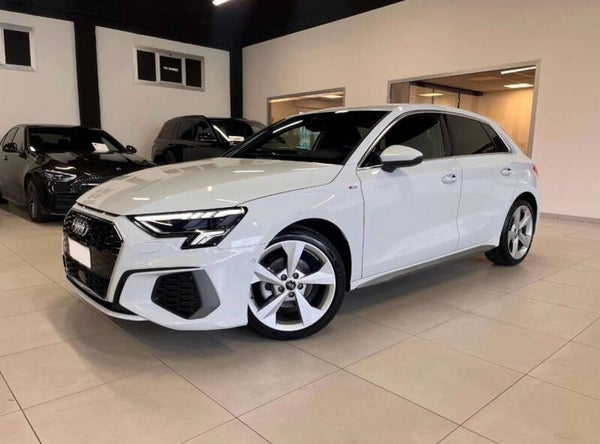 Audi A3 2024 KM30.000 2.0 116CV