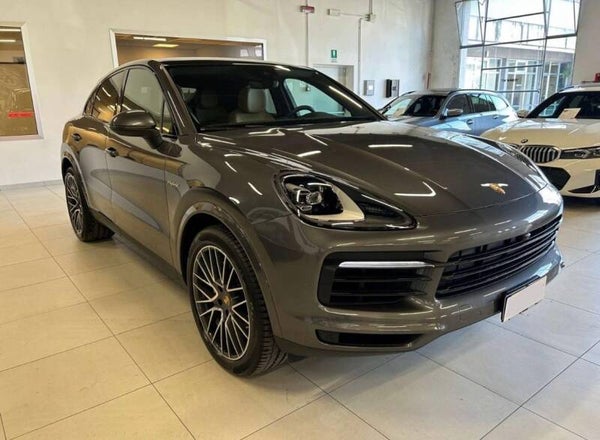 Porsche Cayenne Coupé   3.0 V6 KM60.000 2021