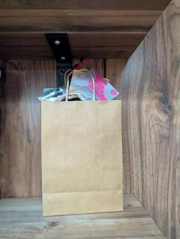 Sac surprise de 10 truc pour cheveux