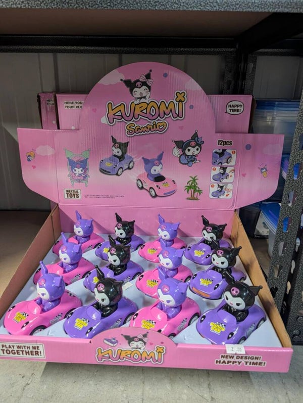 Voiture kuromi au choix