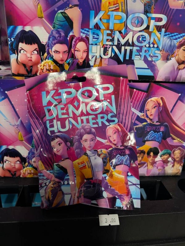 K pop sac surprise