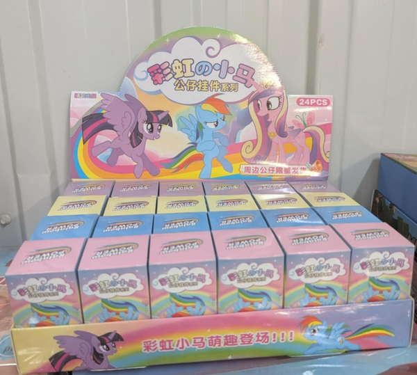 Petit boite mystere Little poney