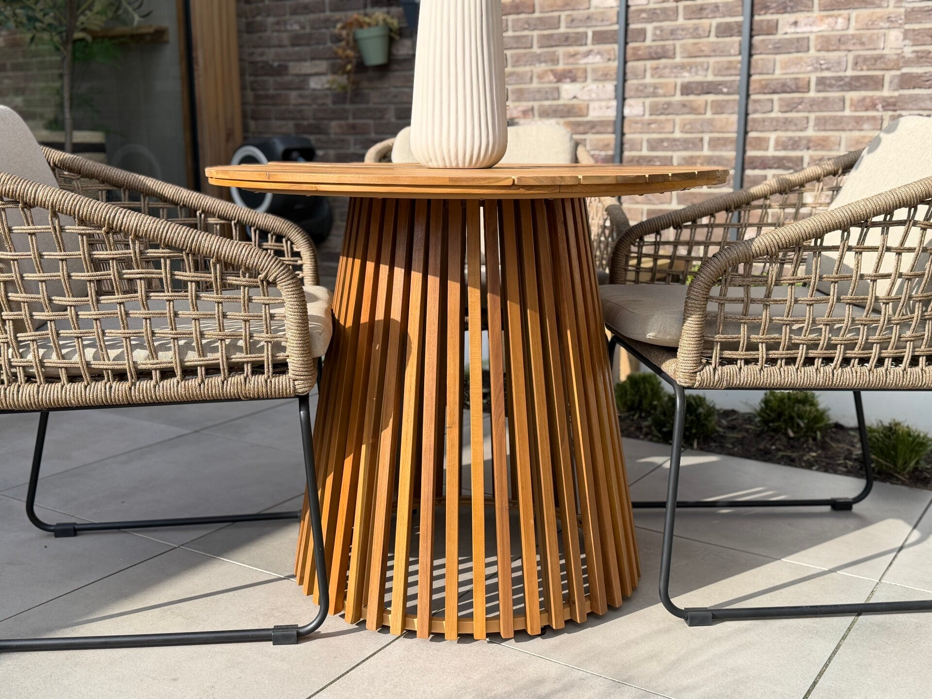 Ronde houten tuintafel van Action