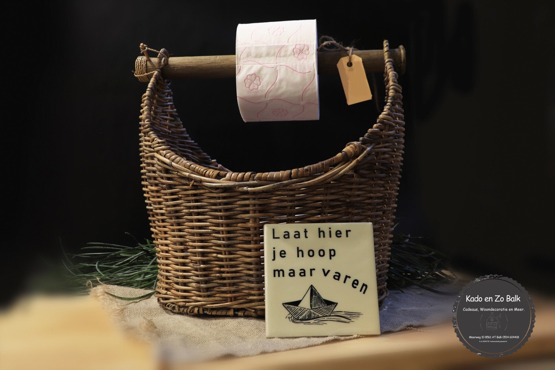 wcrolhouder mand kado en Zo Balk