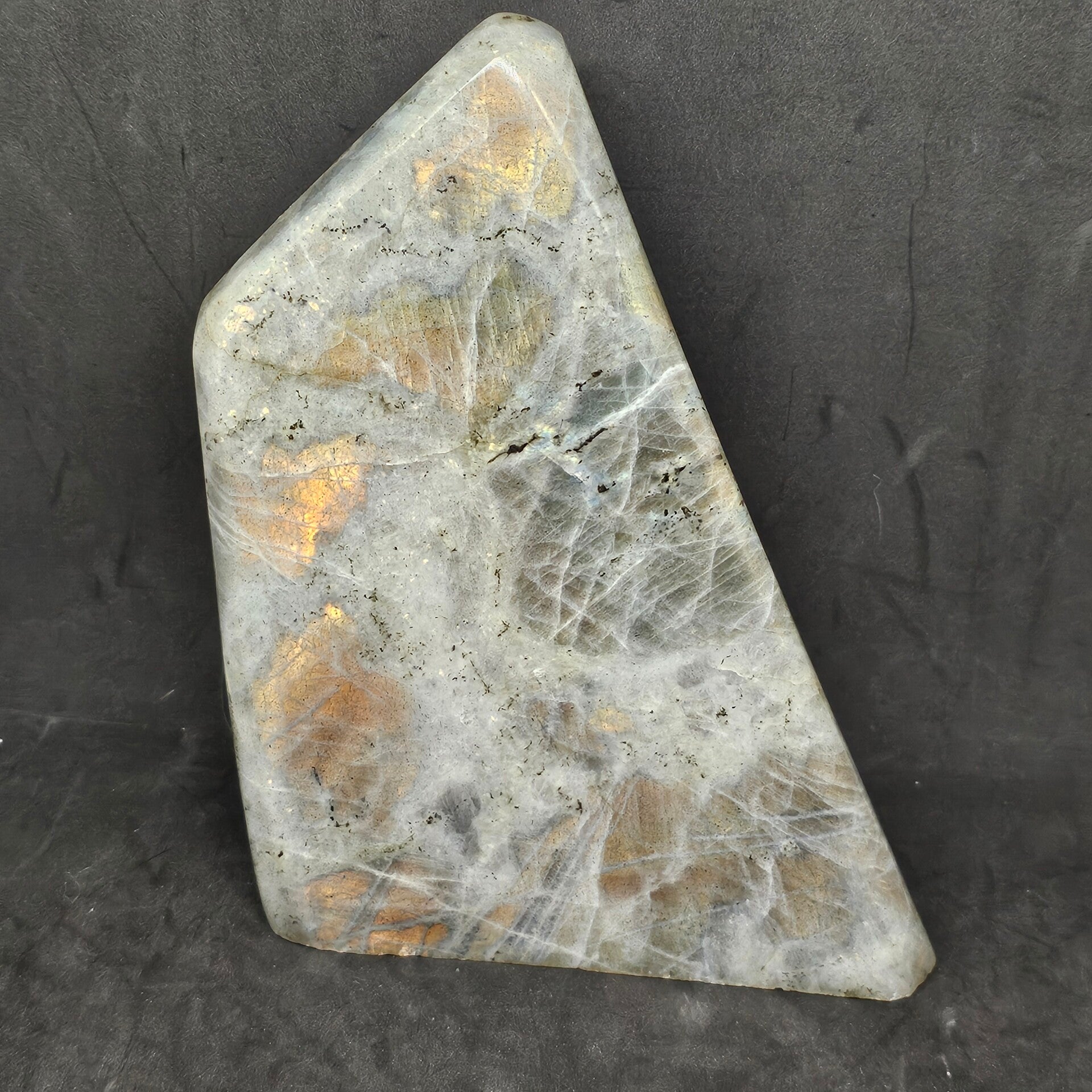 Labradorite forme libre 1670g