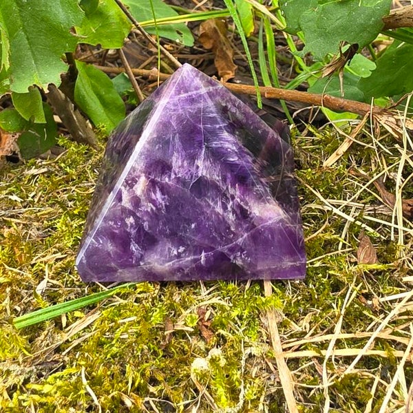 Pyramide Améthyste