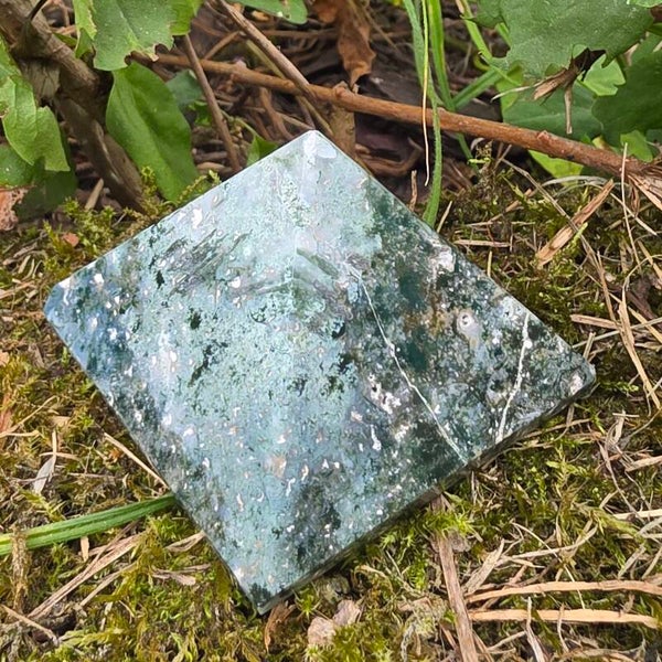Pyramide Agate Mousse