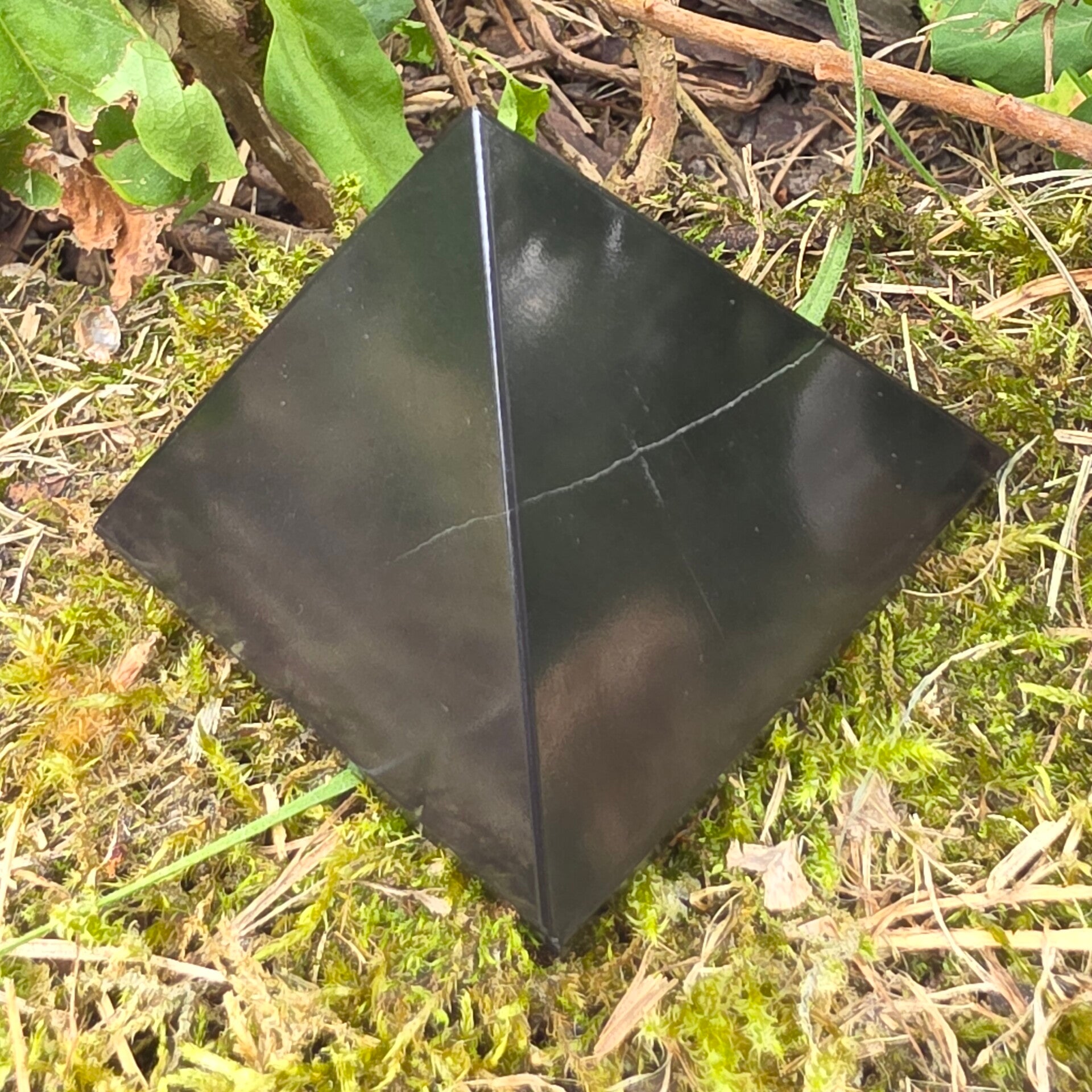 Pyramide Jaspe Noir