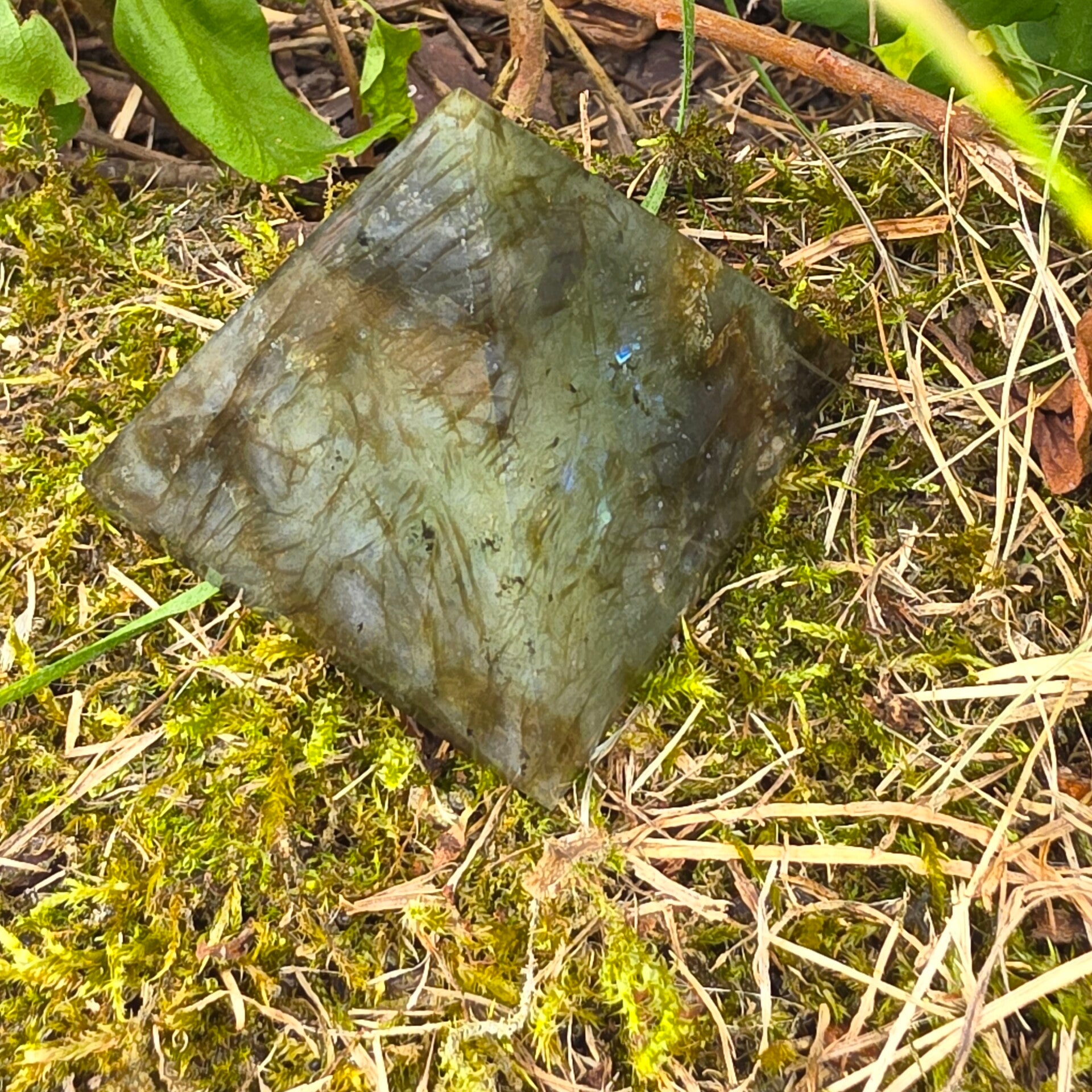 Pyramide Labradorite