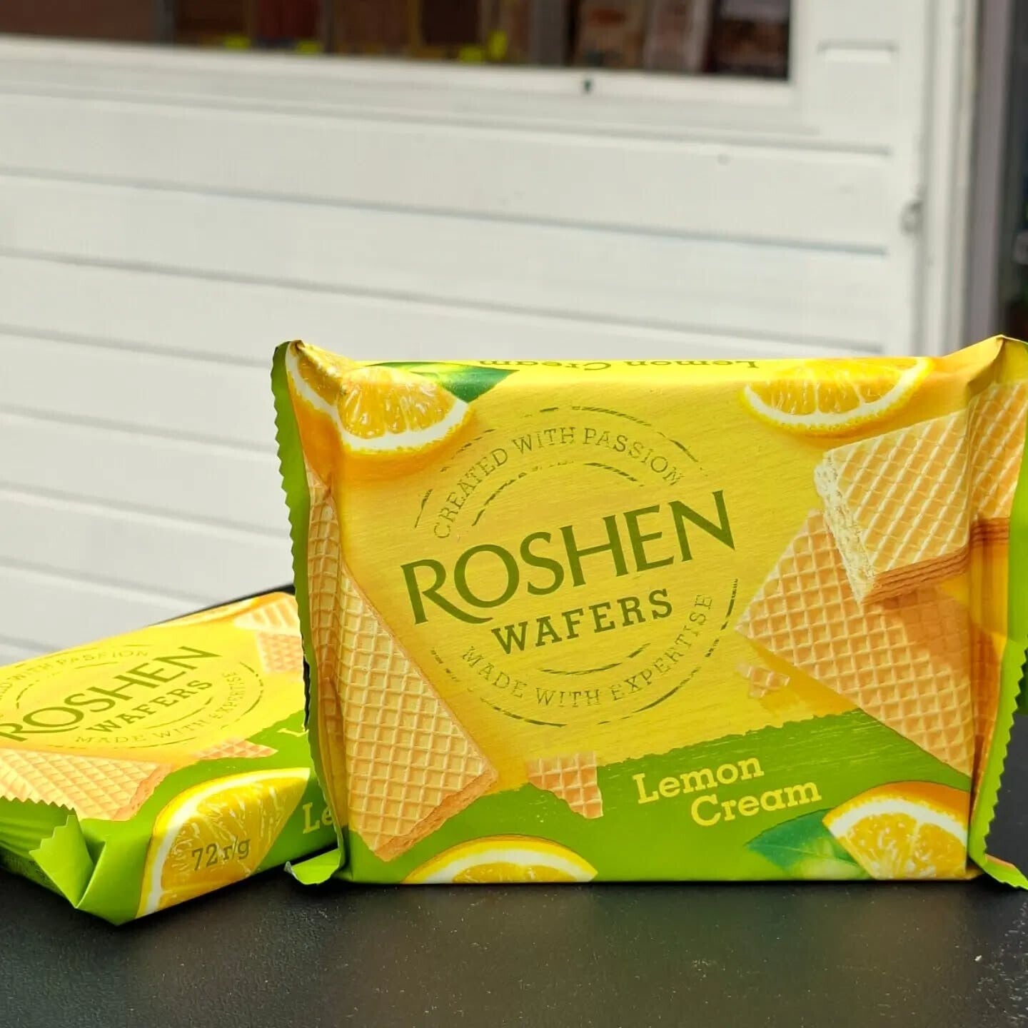 Wafle przekładane nadzieniem o smaku cytrynowym 72g