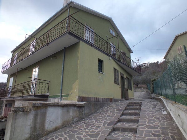 Grosszügiges Haus in Frazione Cupello