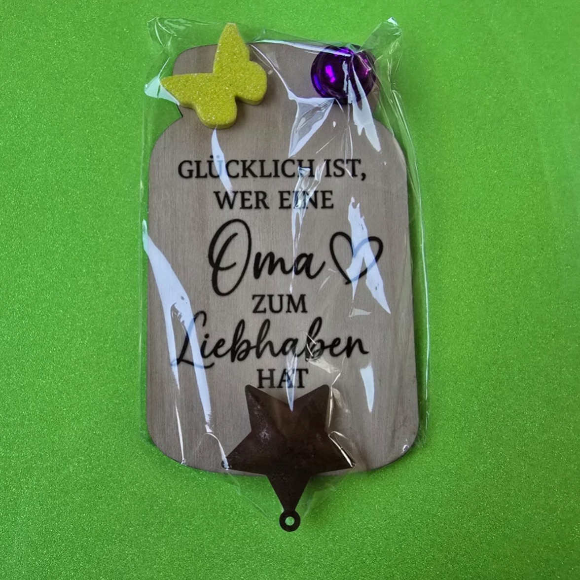 Glücklich ist, wer eine Oma zum liebhaben hat