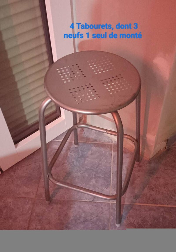 4 Tabourets