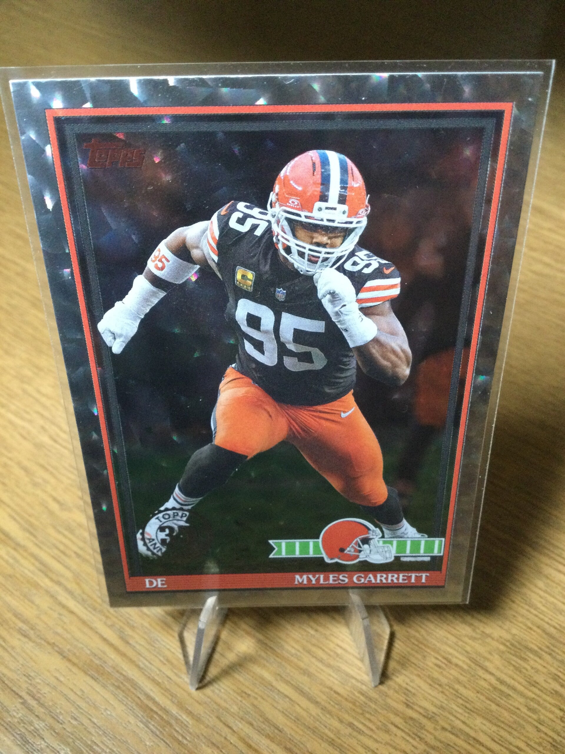 MYLES GARRETT - 2026 TOPPS FLAGSHIP - 35TH ANNIVERSARY 1991 CRACKLE FOIL REFRACTOR #91TF-26