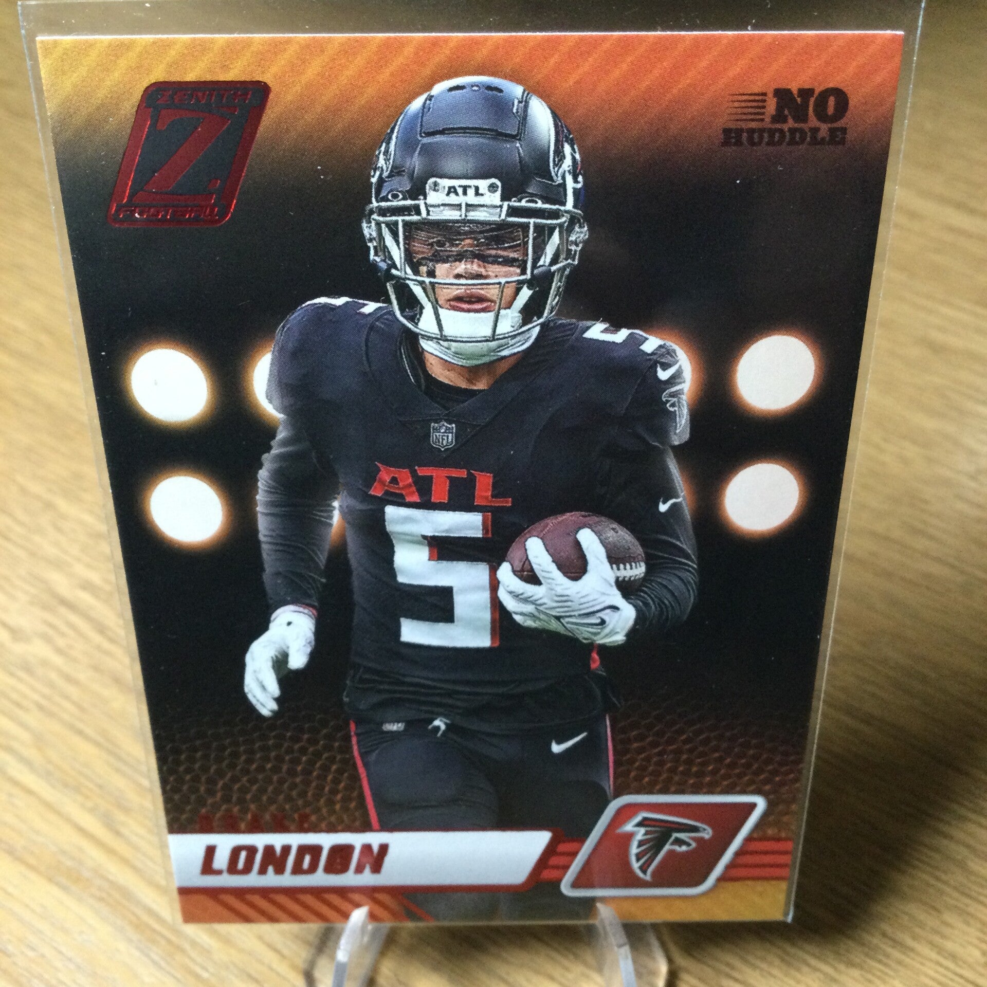 DRAKE LONDON - 2023 PANINI ZENITH - NO HUDDLE RED PARALLEL #5
