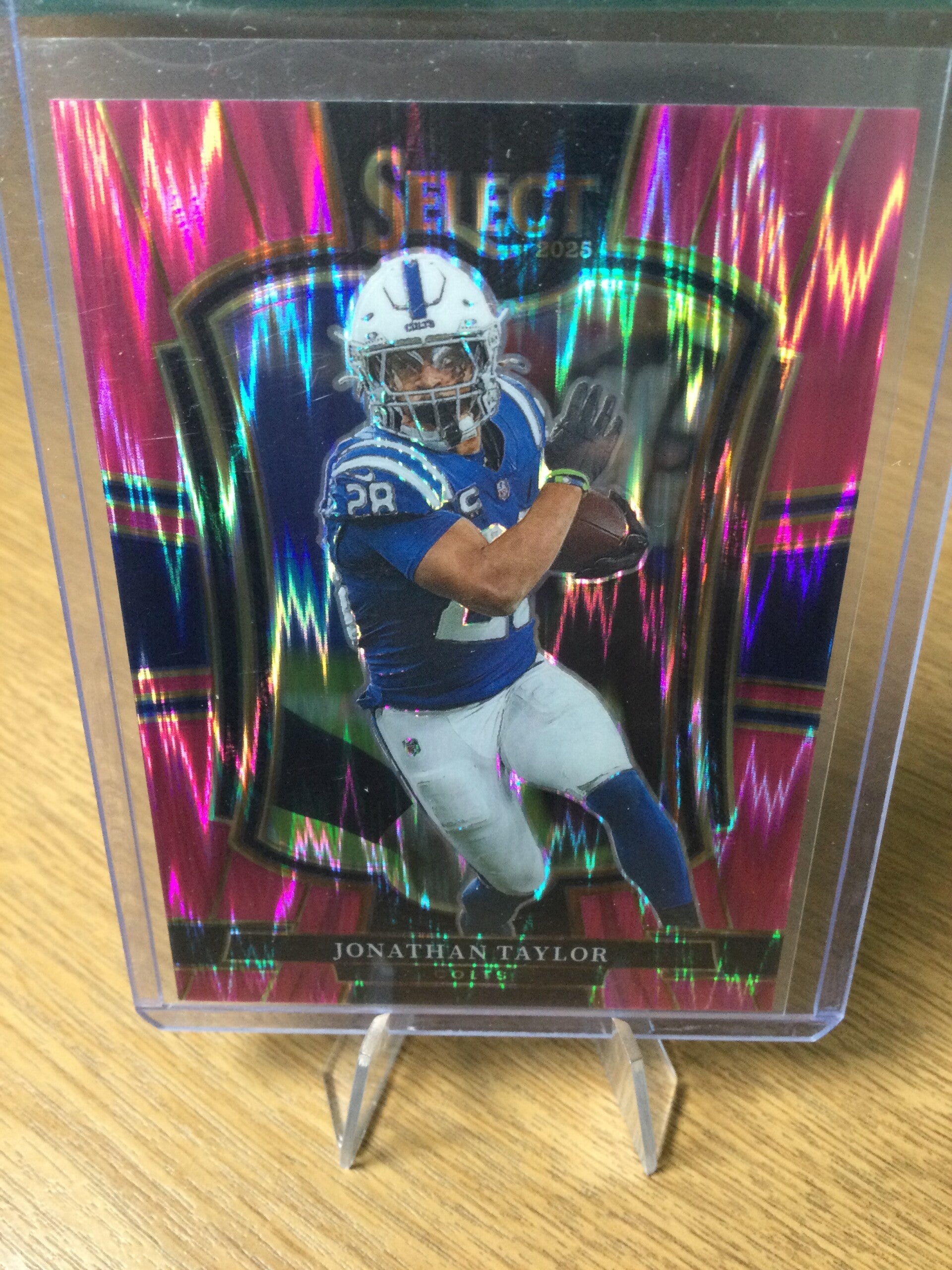 JONATHAN TAYLOR - 2025 PANINI SELECT - PREMIER LEVEL PINK SHOCK PRIZM #132