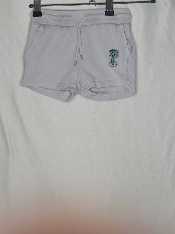 Short enfant blanc cassé