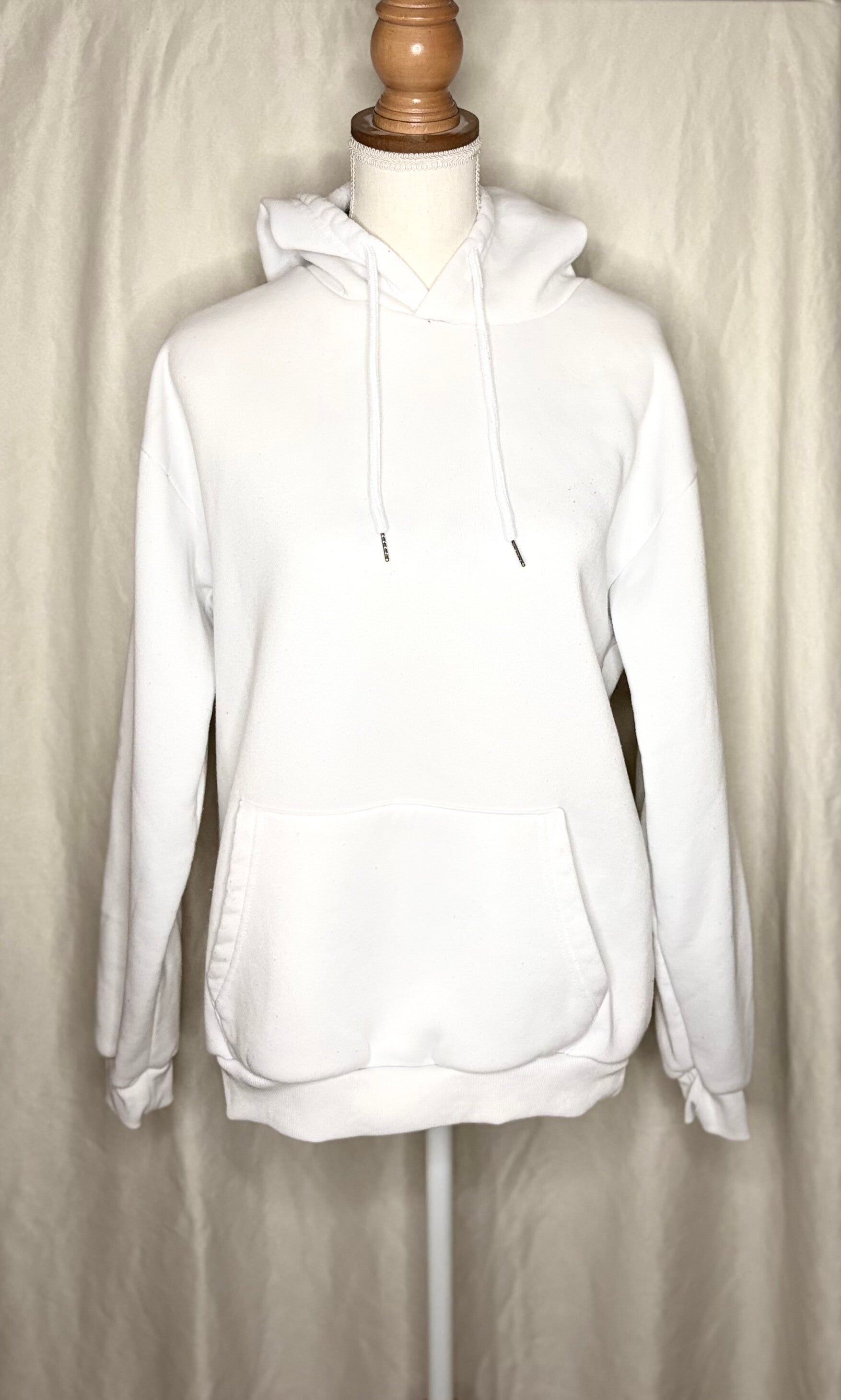 Pull  blanc à capuche