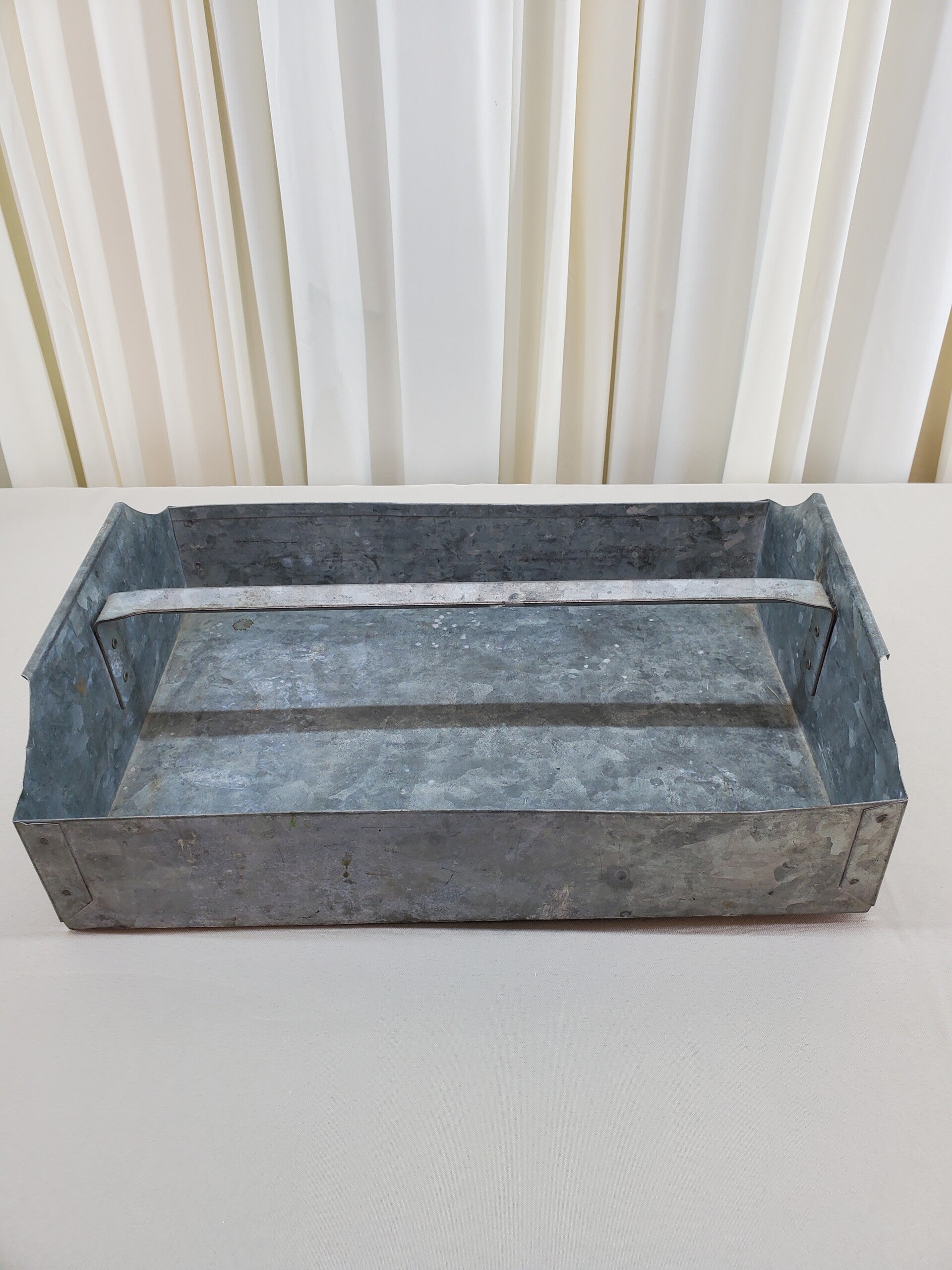 Galvanized Tray (Qty 1)
