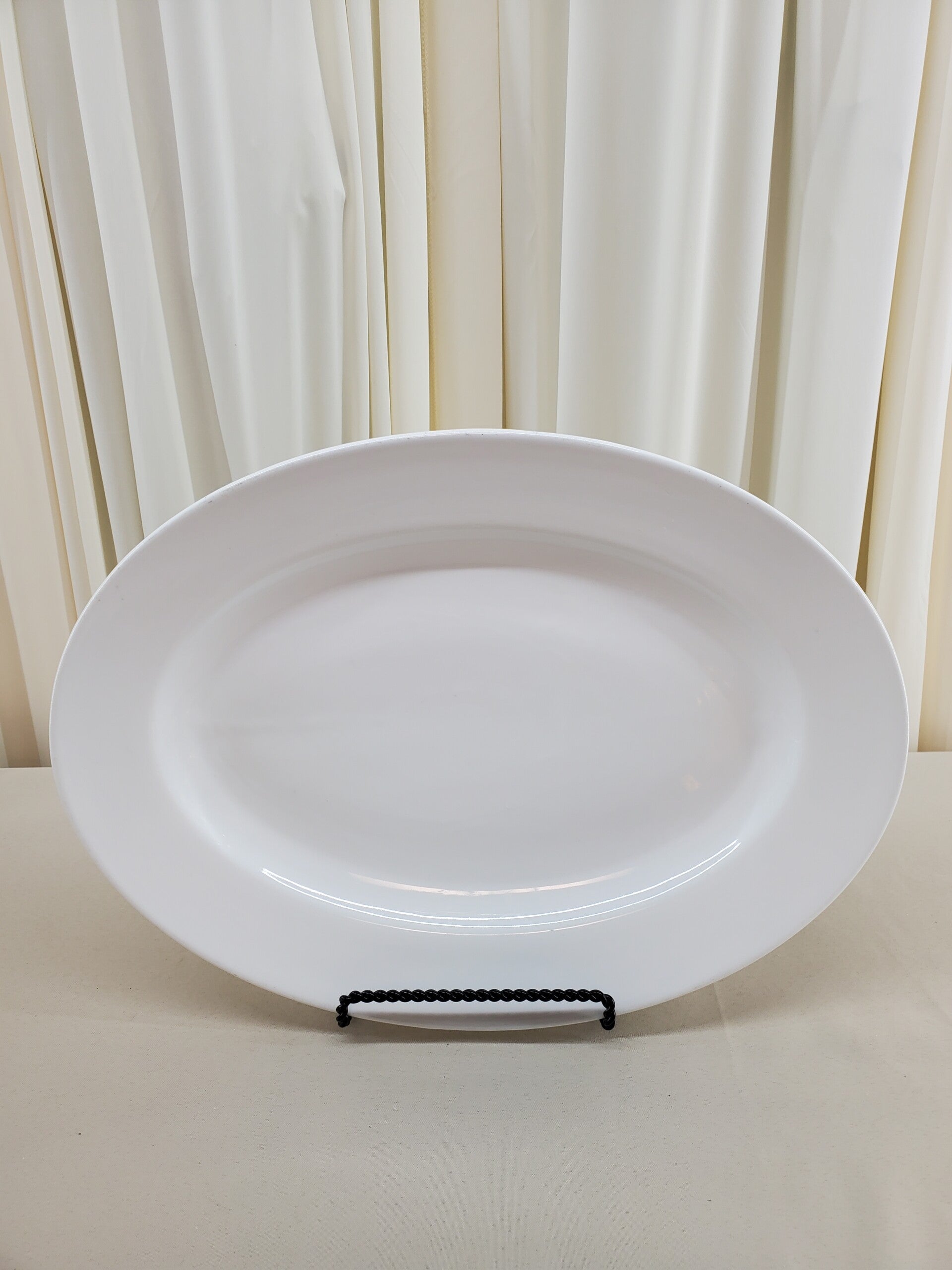 White Porcelain Serving Tray (Qty 1)
