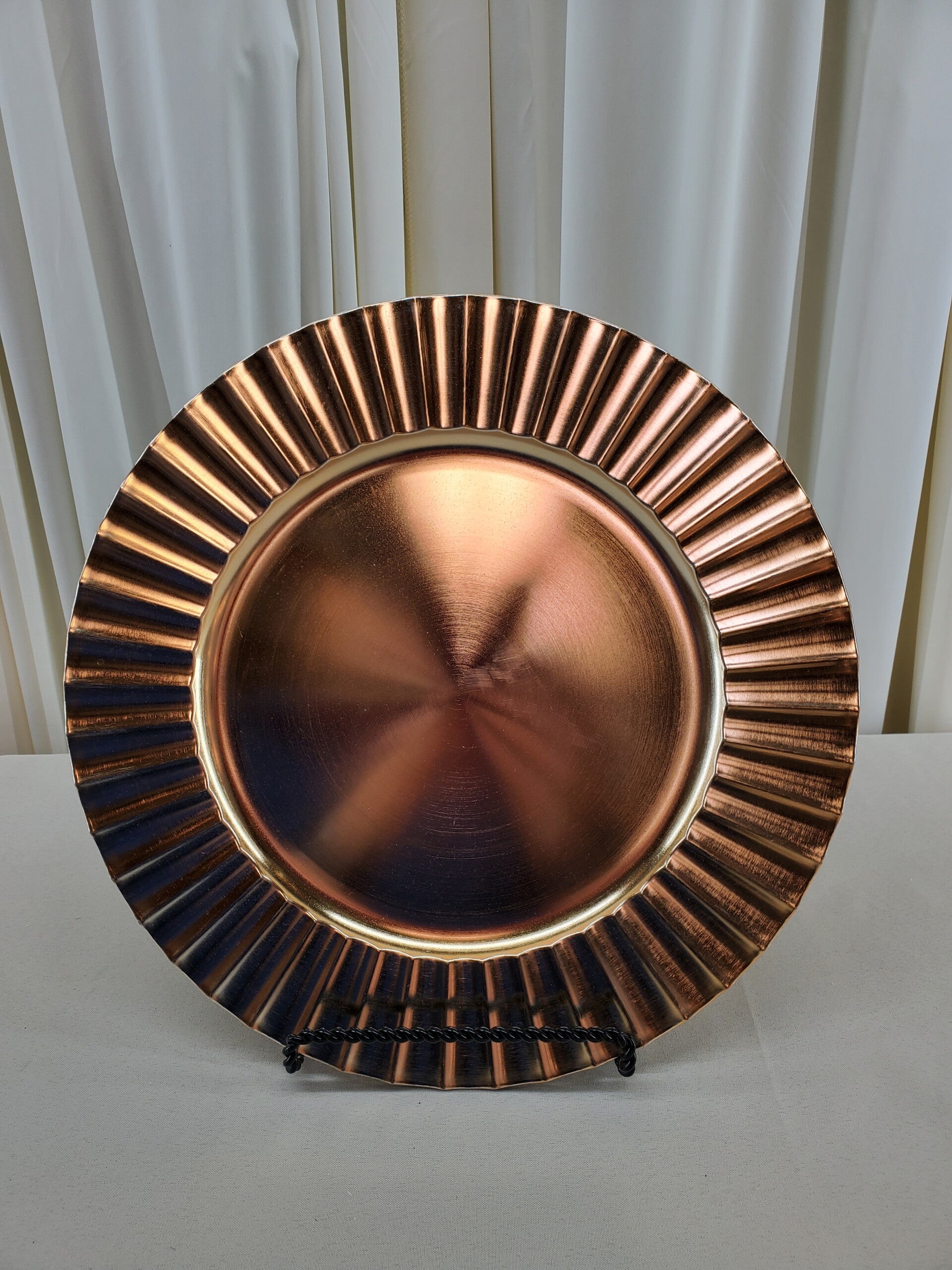 Gold Tone Charger Plate (Qty 6)
