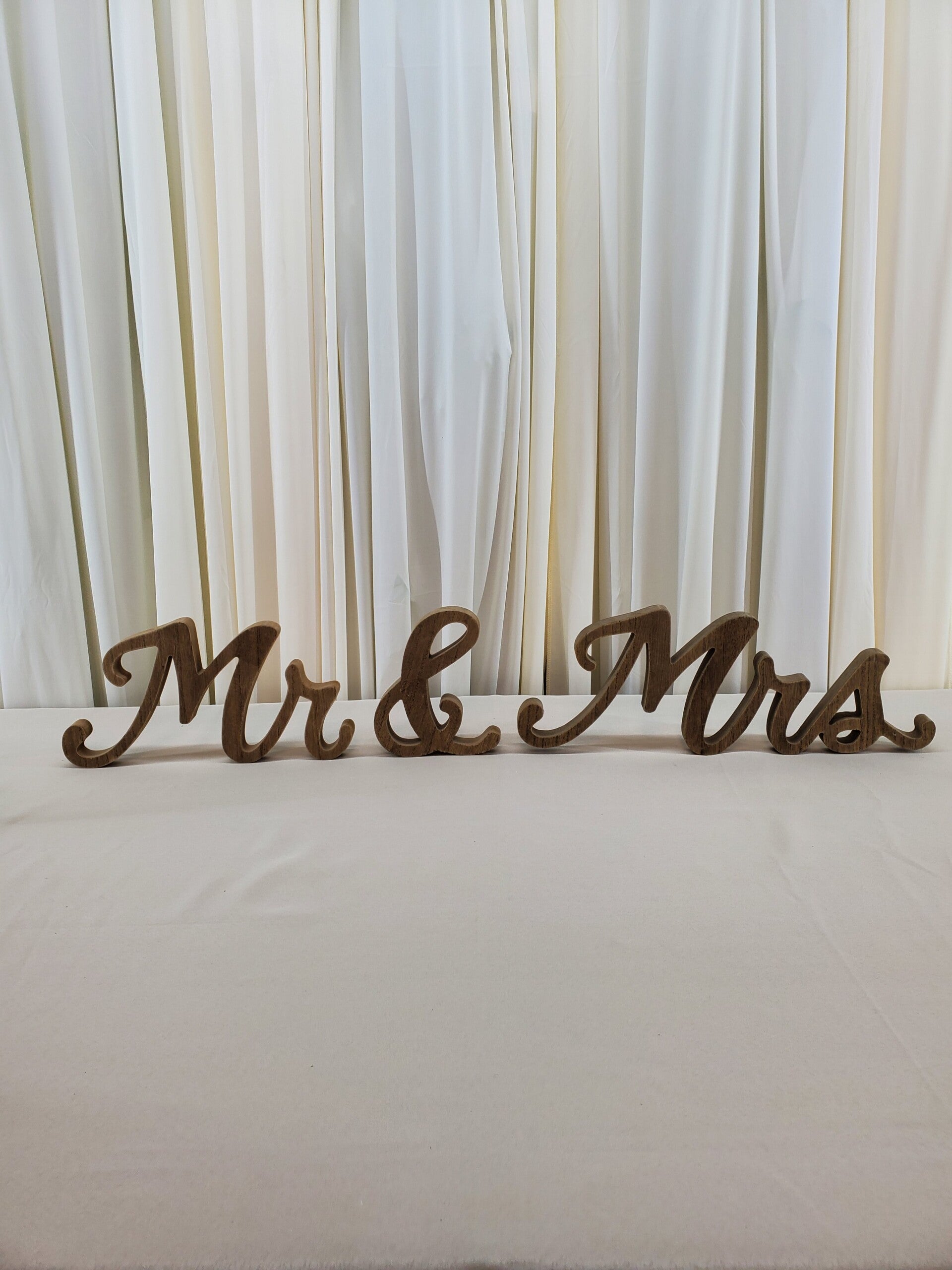 Mr. & Mrs. Wood Sign (Qty 2)