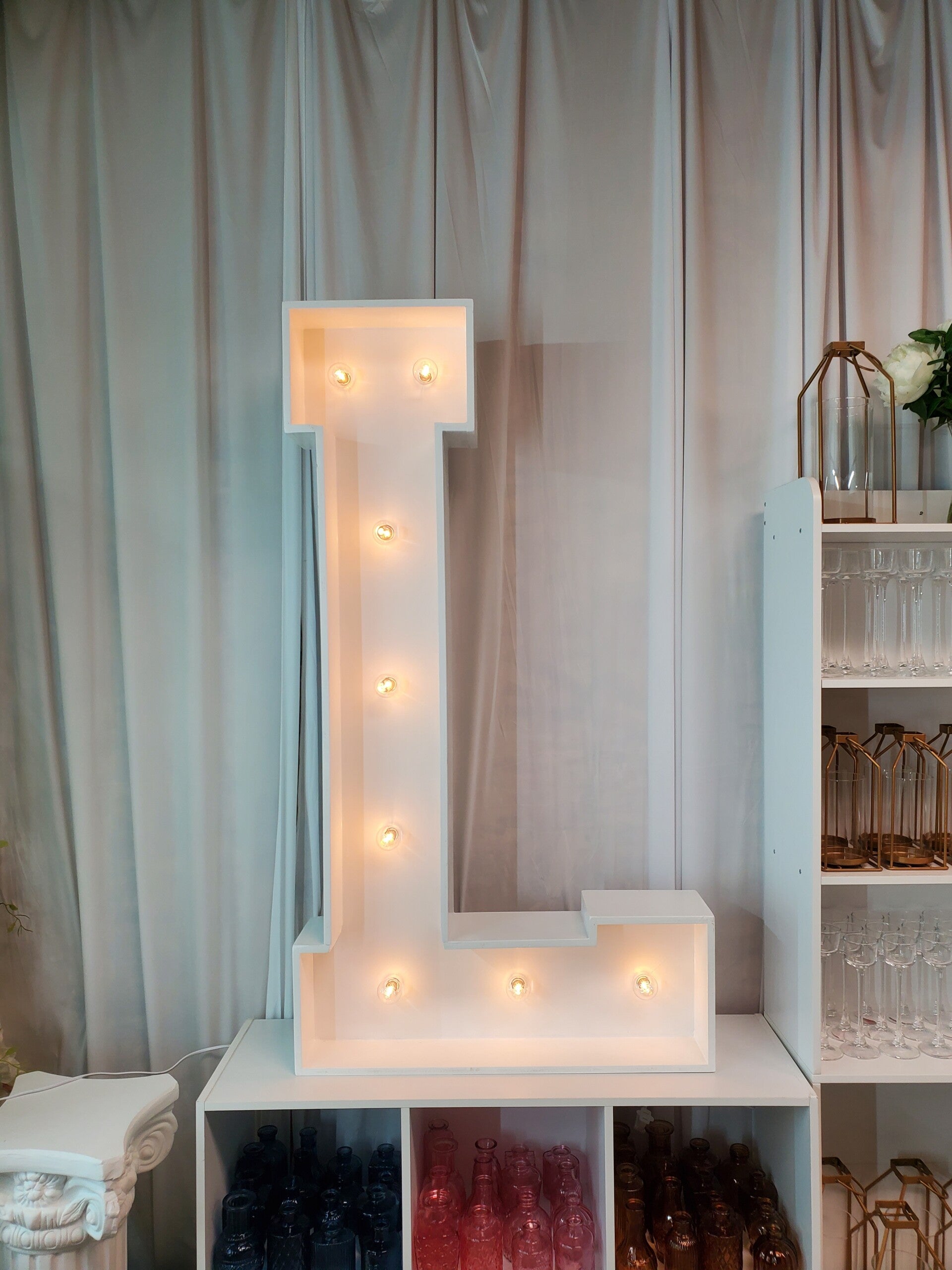 "LOVE" Marquee Sign (Qty 1)