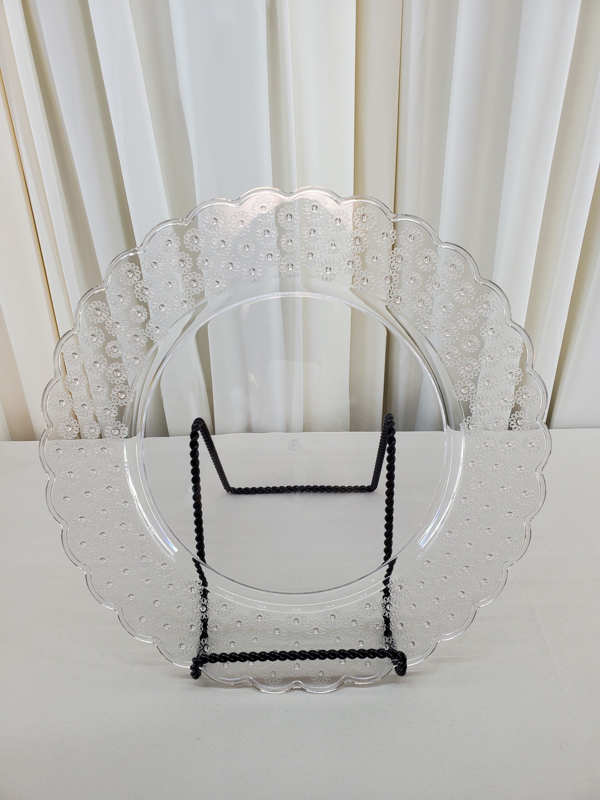 Plastic Charger Plate (Qty 6)