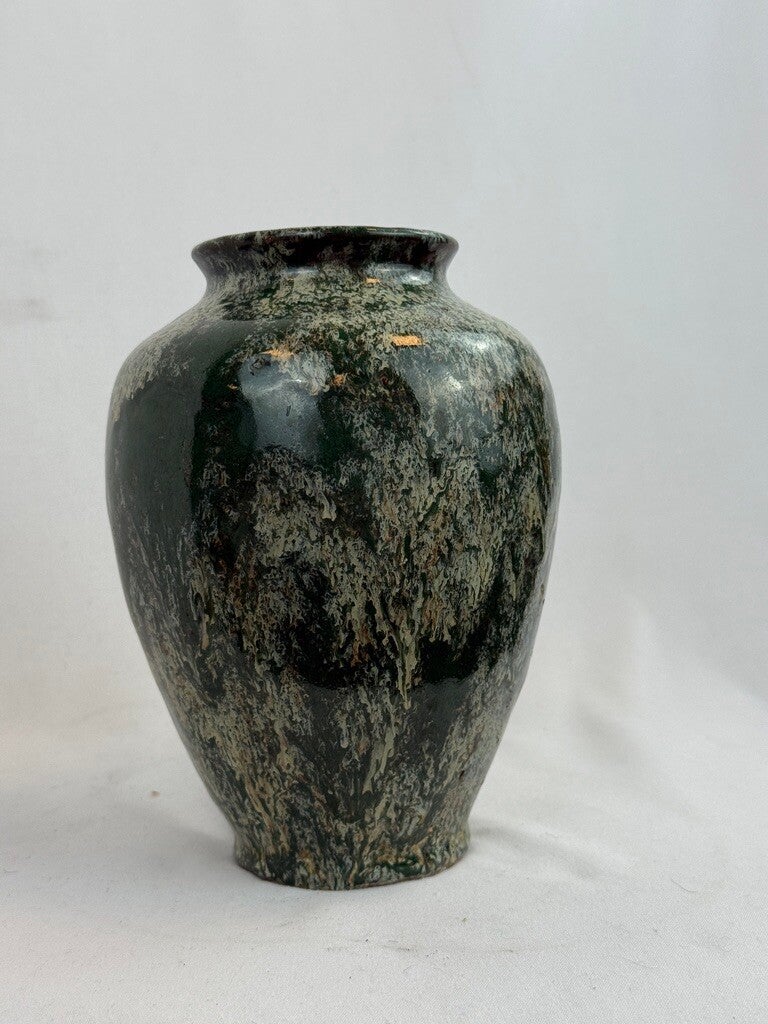 Vintage keramieken vaas – groen gemêleerd glazuur