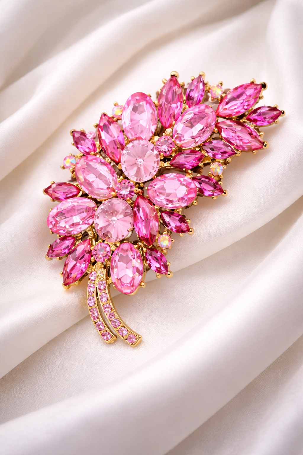 Luxe kristallen broche –  lichtroze & roze (nieuw)