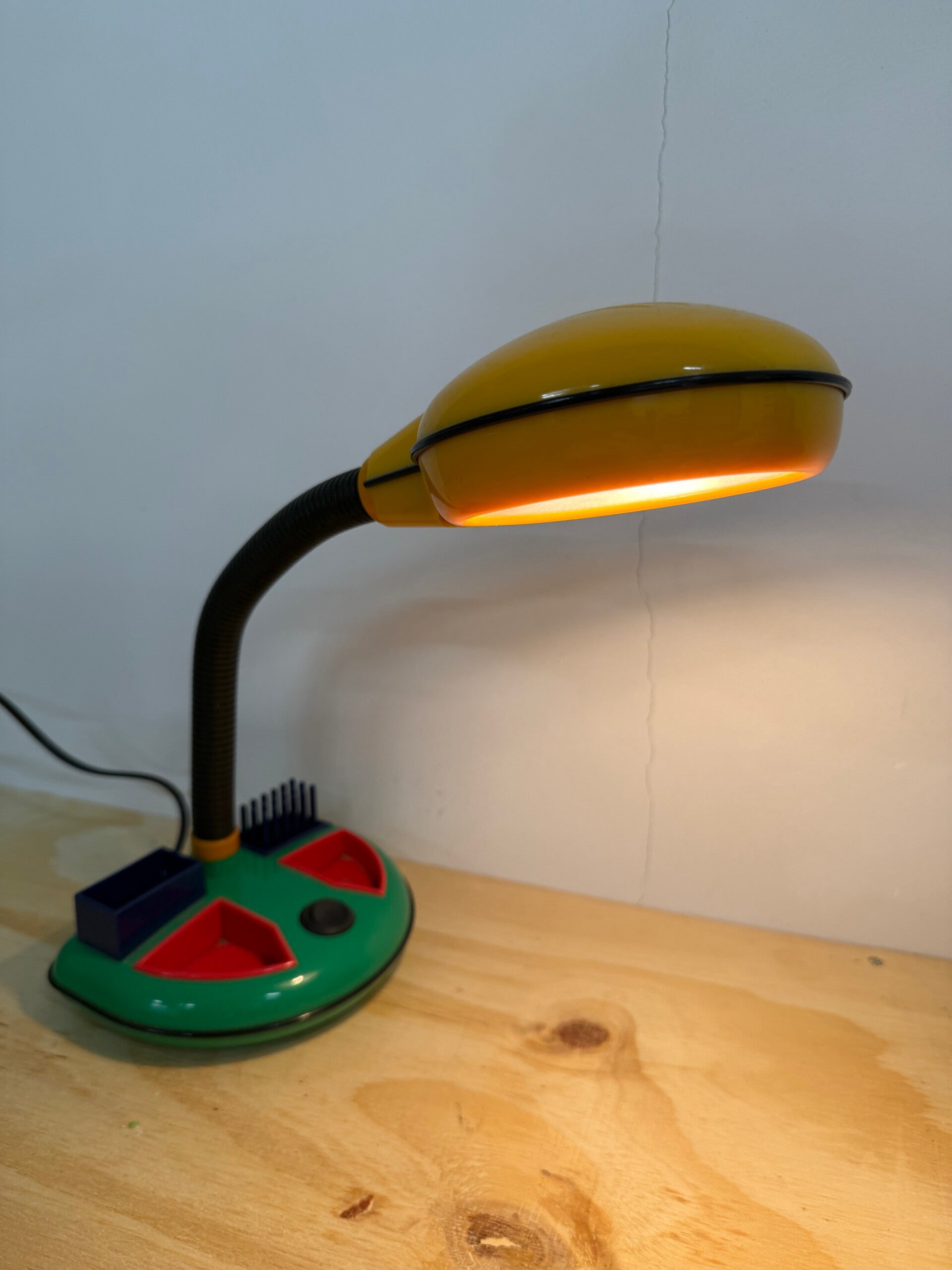 Vrolijke vintage bureaulamp / leeslamp