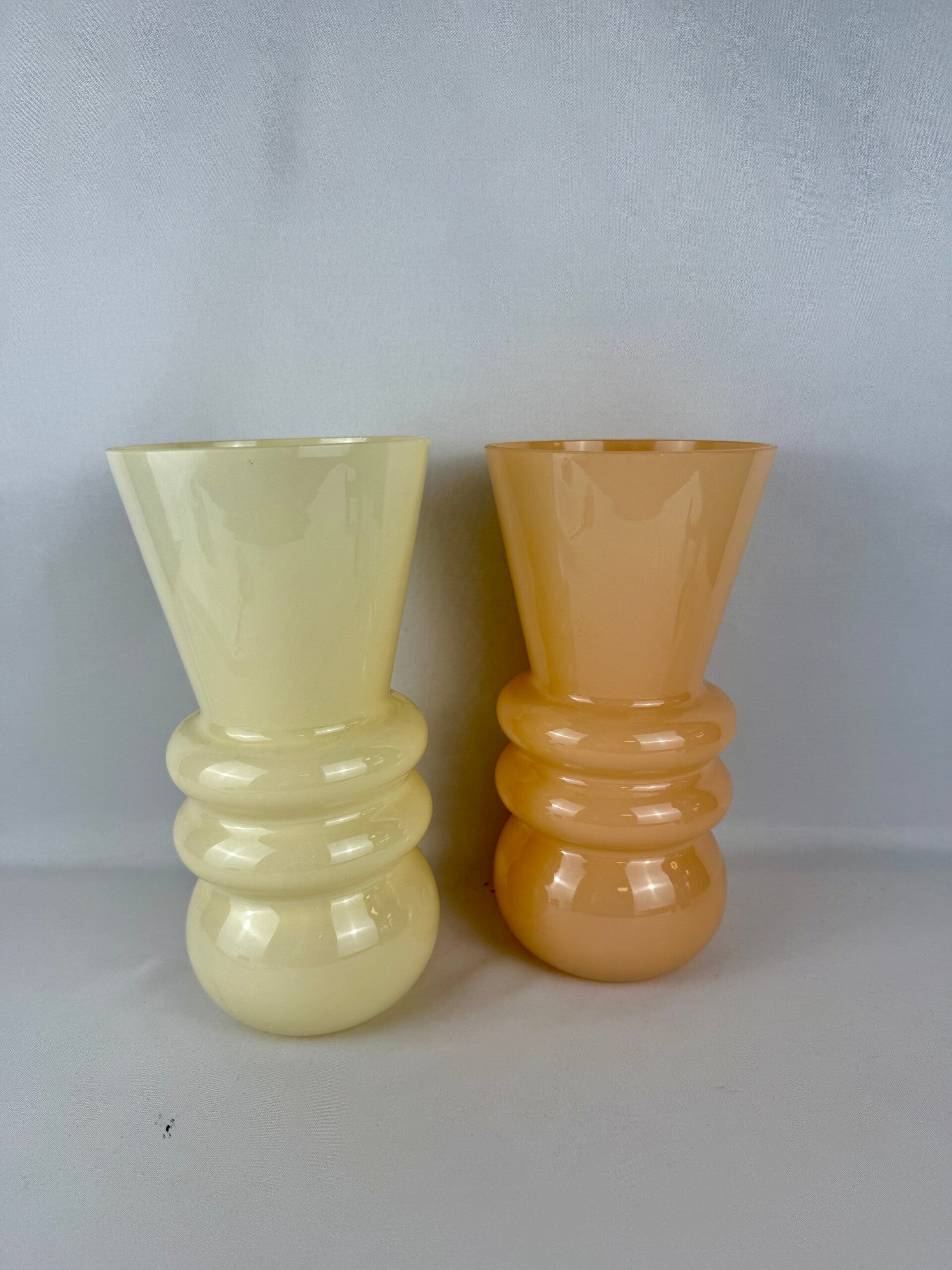 Set van 2 glazen vazen – crème & perzik | vintage look