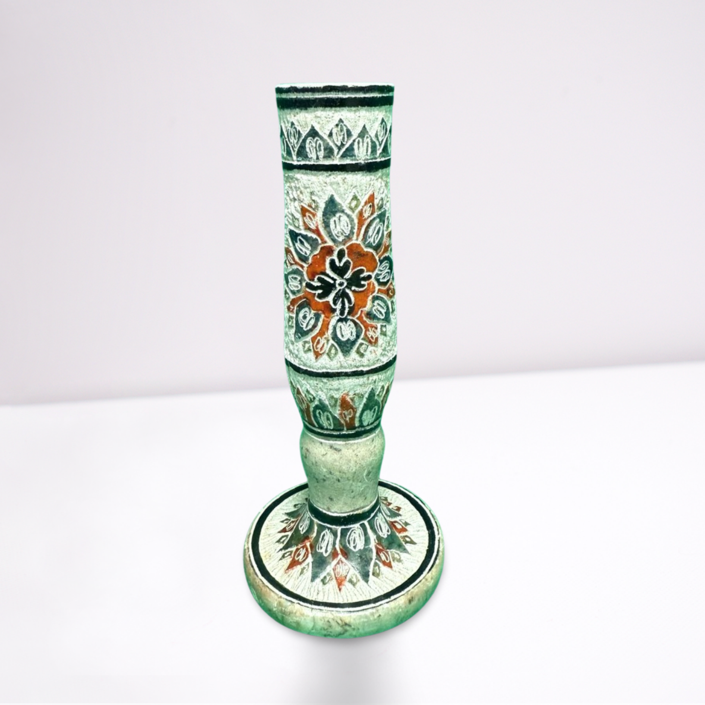 Vintage handgemaakte kaarsenhouder – groen / bloemmotief – 19 cm